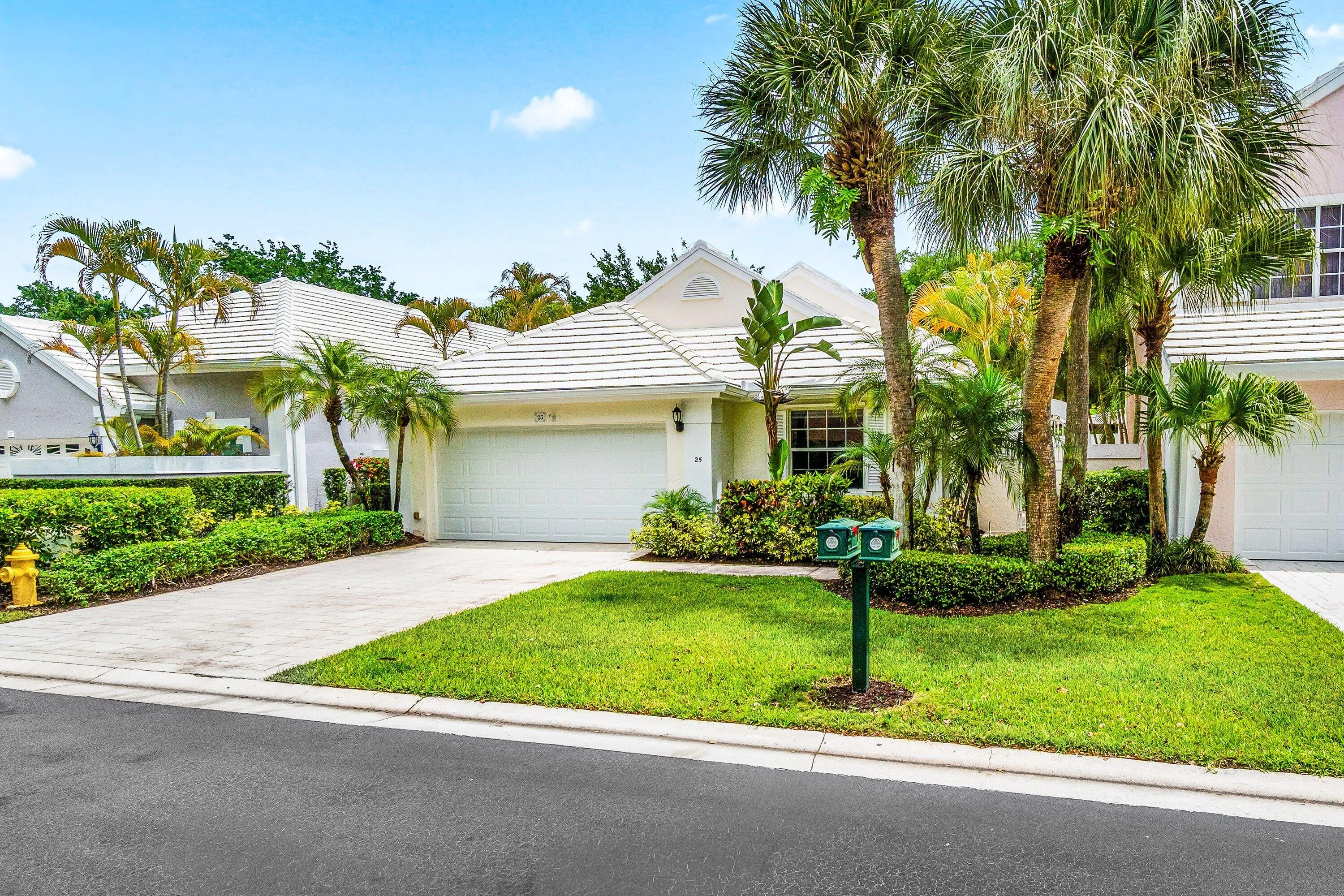 003-25WyndhamLane-PalmBeachGardens-FL-33