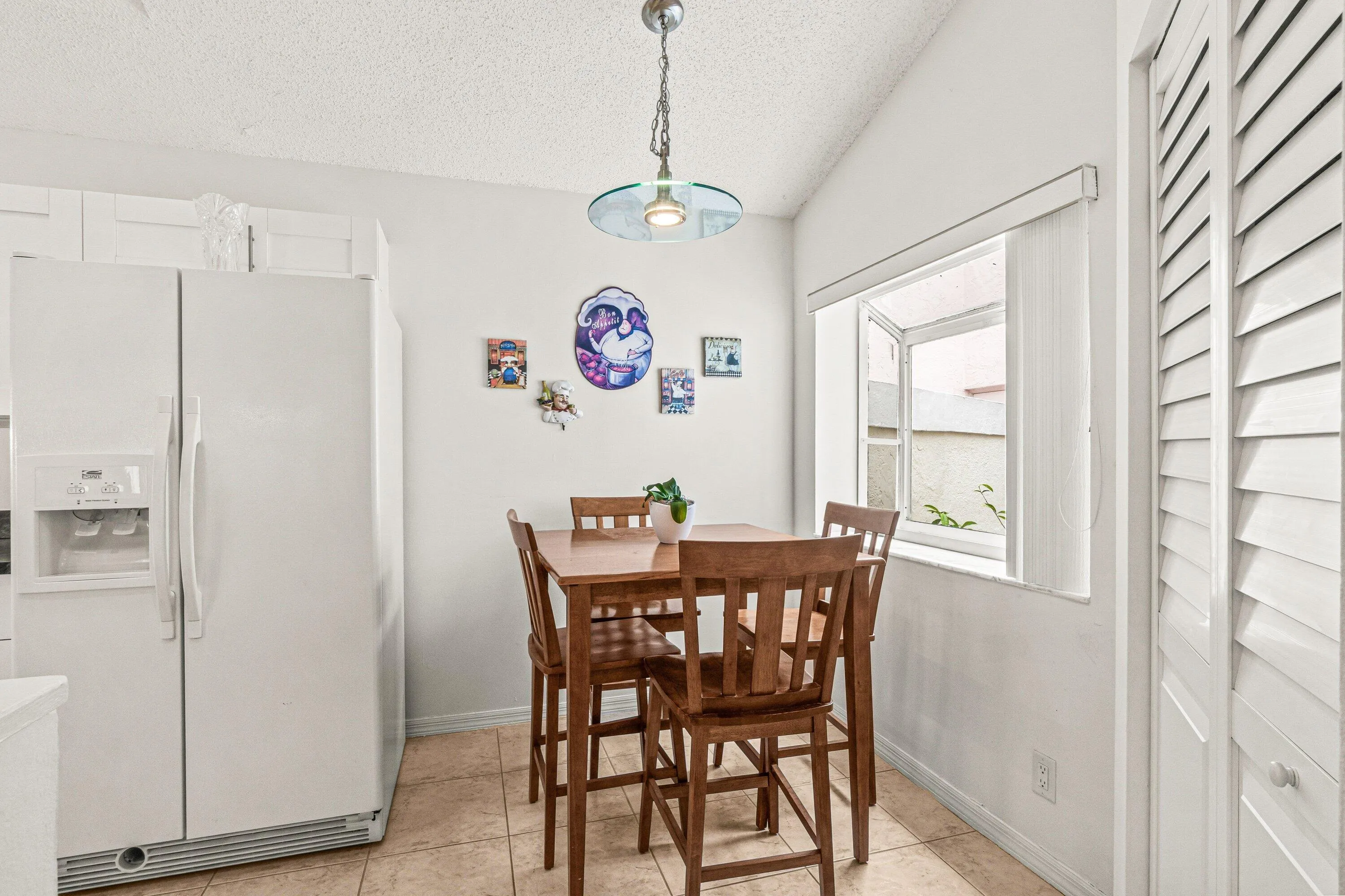018-25WyndhamLane-PalmBeachGardens-FL-33