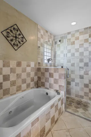 Jacuzzi Tub and Separate Shower