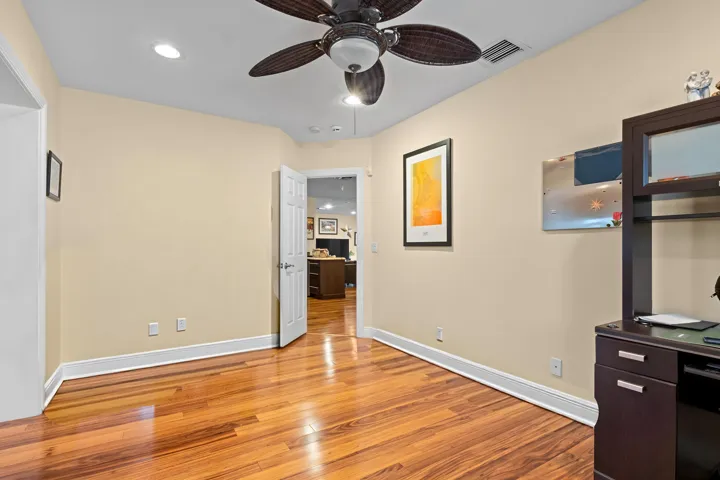 Office/ Flex Room