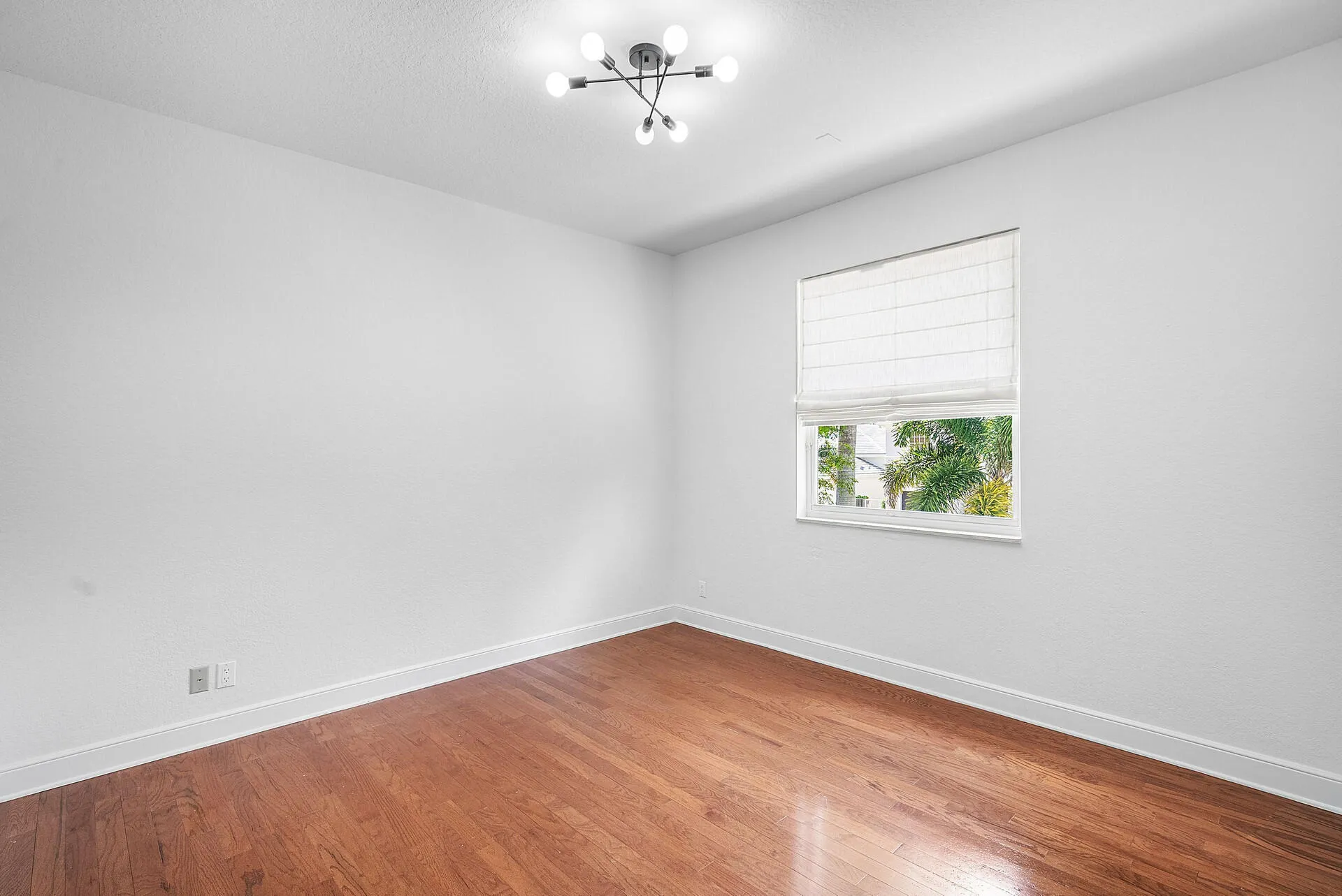bedroom1
