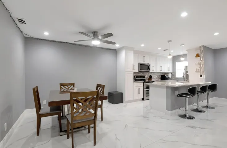 Dining room/ kitchen area