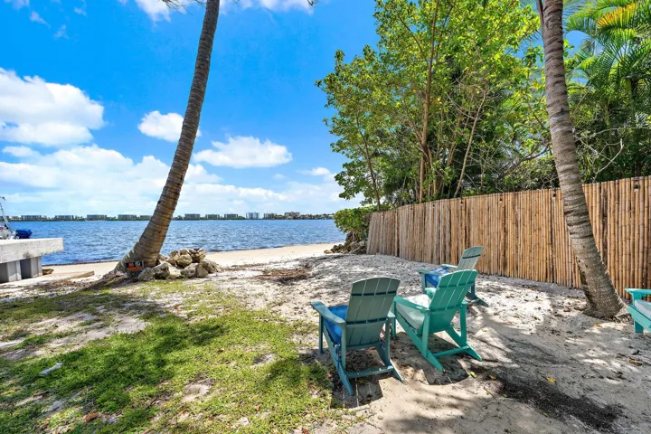 1516 S Lakeside Dr-16