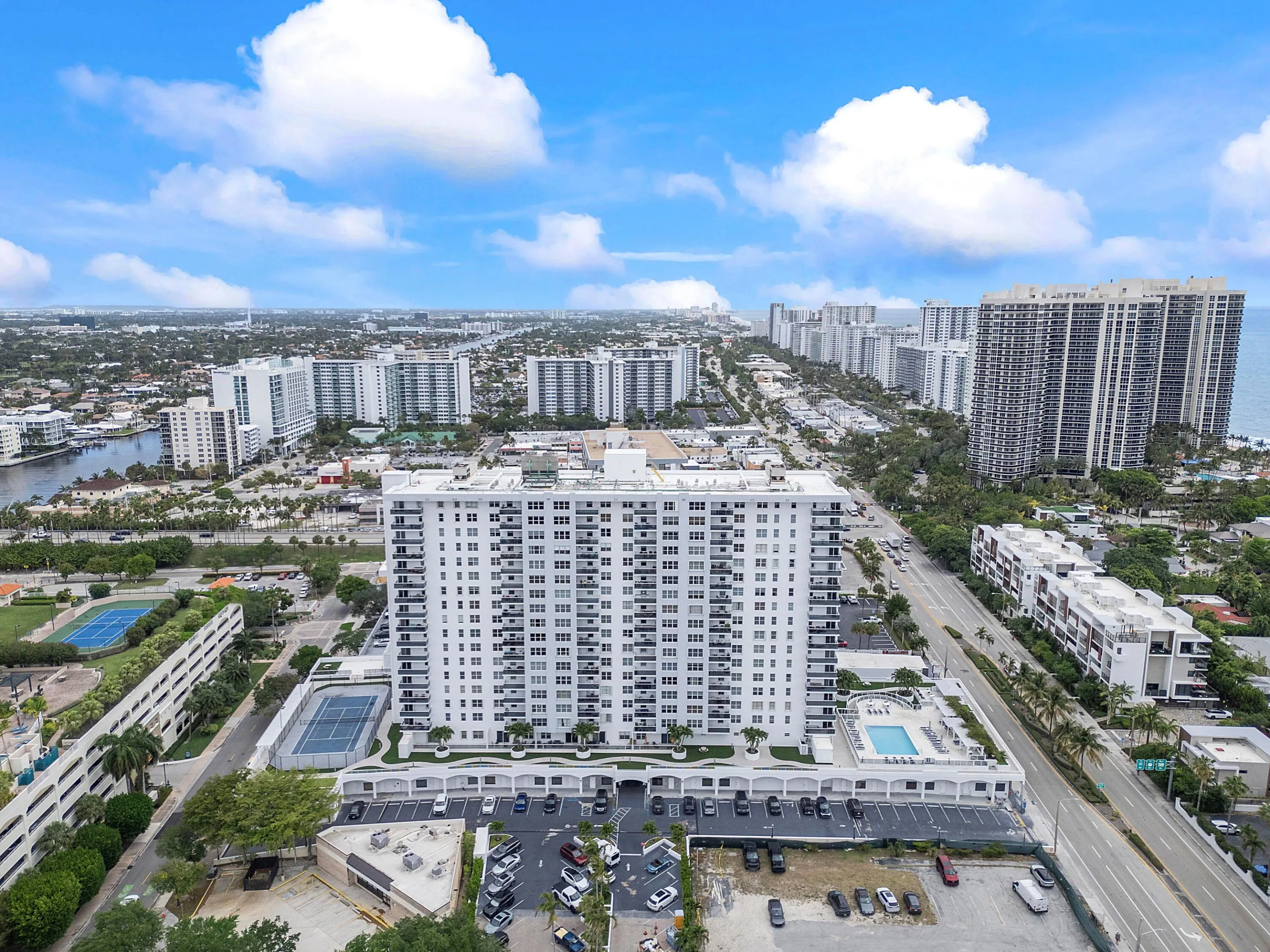 3015 N Ocean Blvd 19F_009