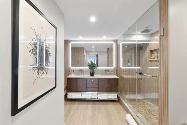 3015 N Ocean Blvd 19F_019