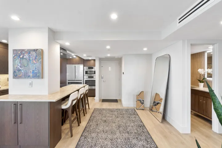 3015 N Ocean Blvd 19F_029