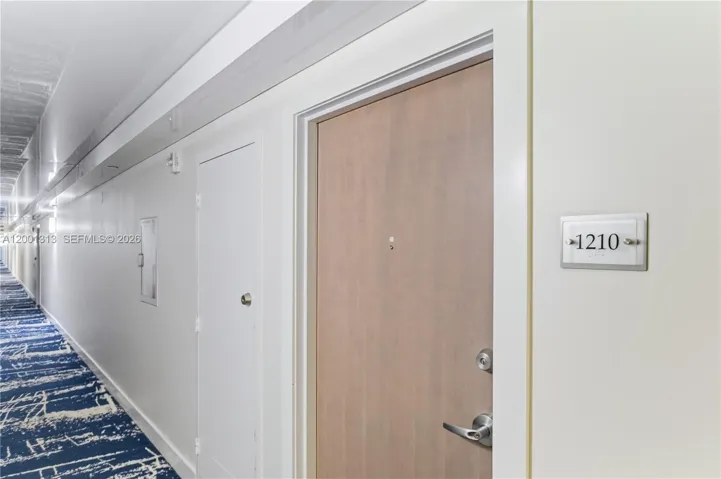 Walk in closet