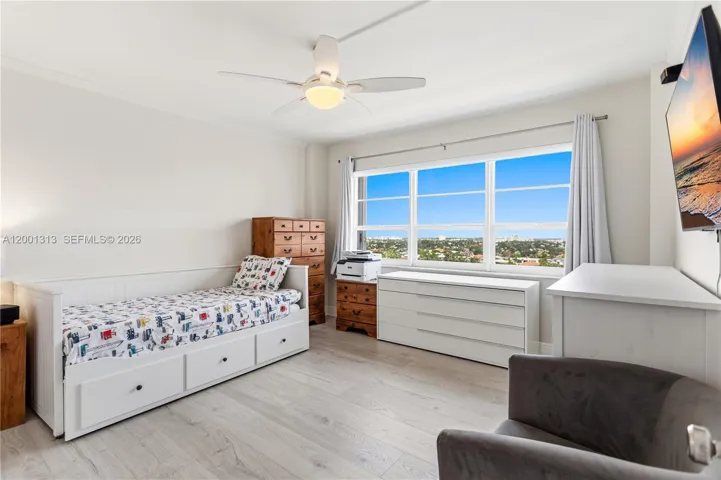 Second bedroom