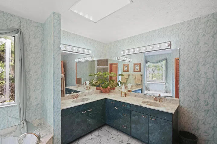 Primary bathroom two sinks