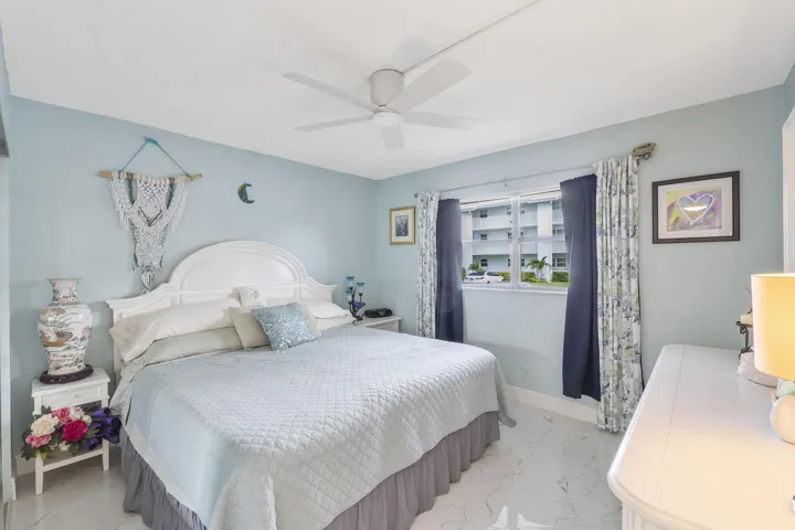 5540 N Ocean Blvd U110_004