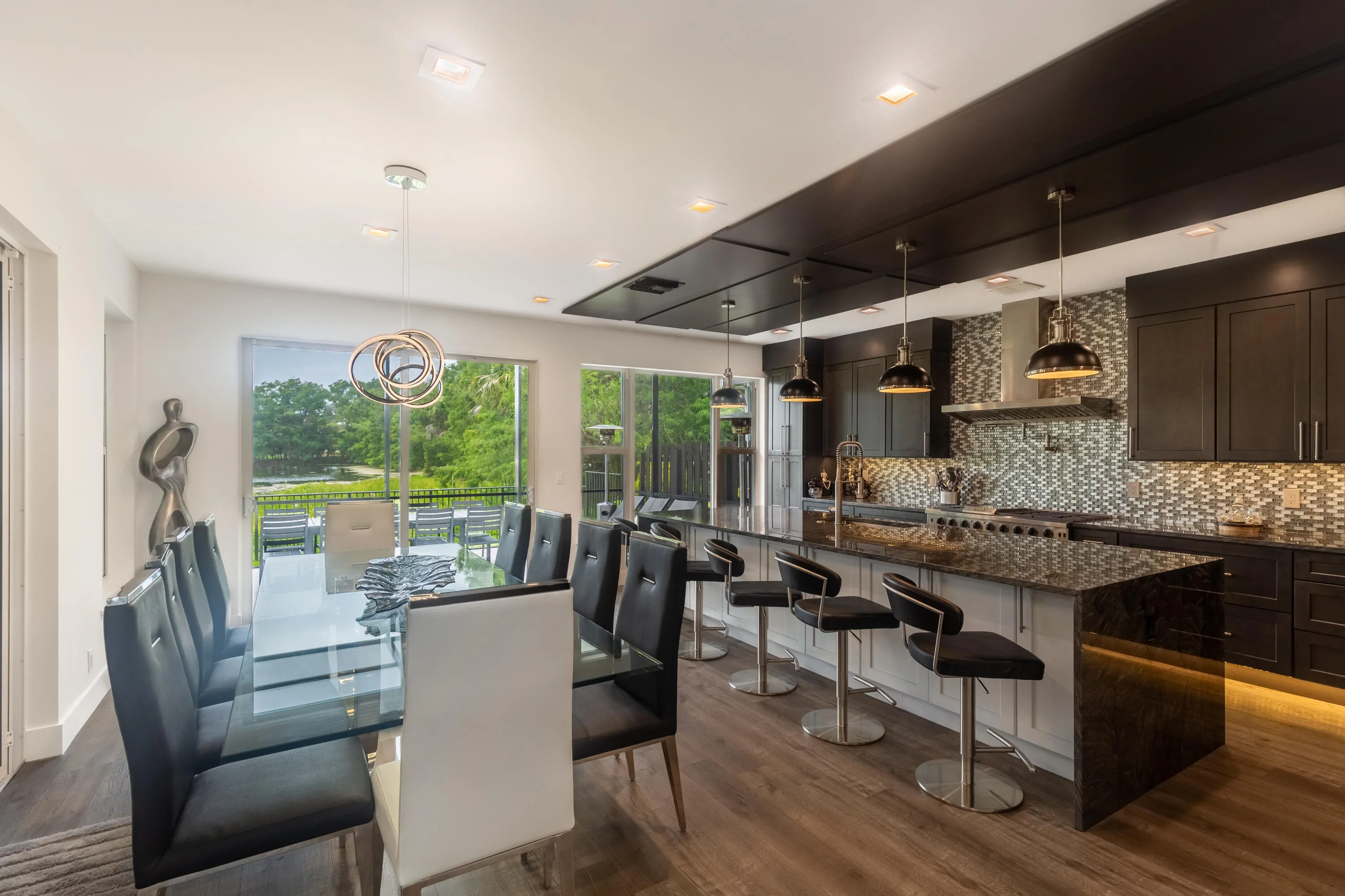 8416 Heritage Club