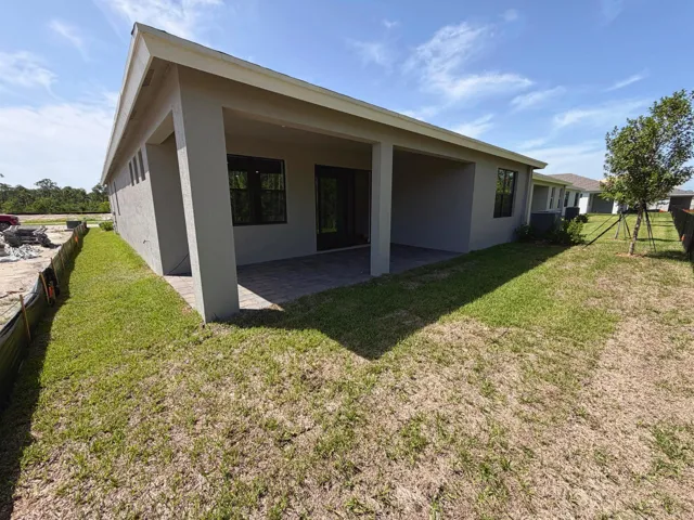 Lot 6 covered patio