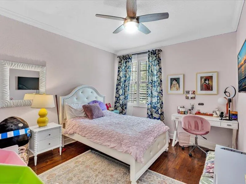 Property photo 63