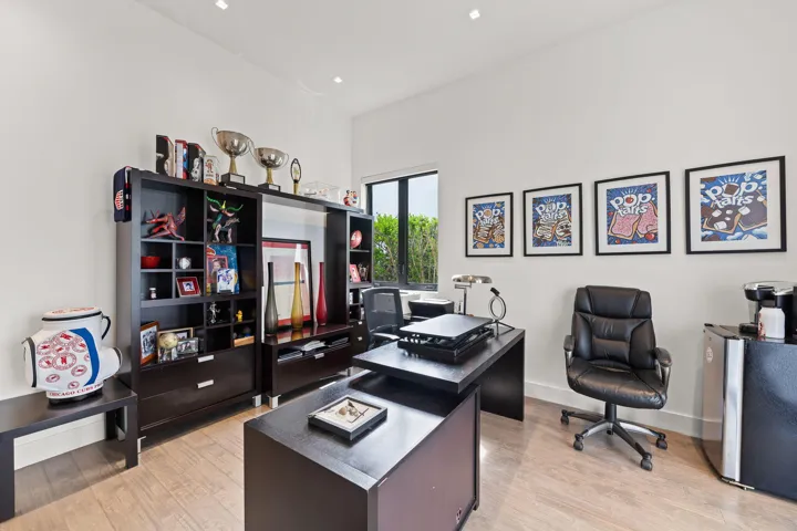 52-web-or-mls-16539 Botaniko Dr N_MEDIA3