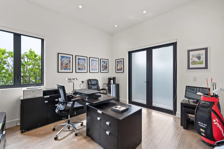 51-web-or-mls-16539 Botaniko Dr N_MEDIA3