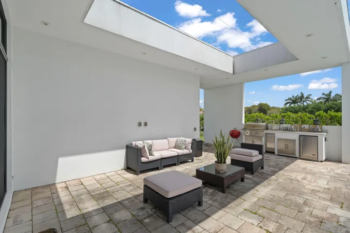 62-web-or-mls-16539 Botaniko Dr N_MEDIA3