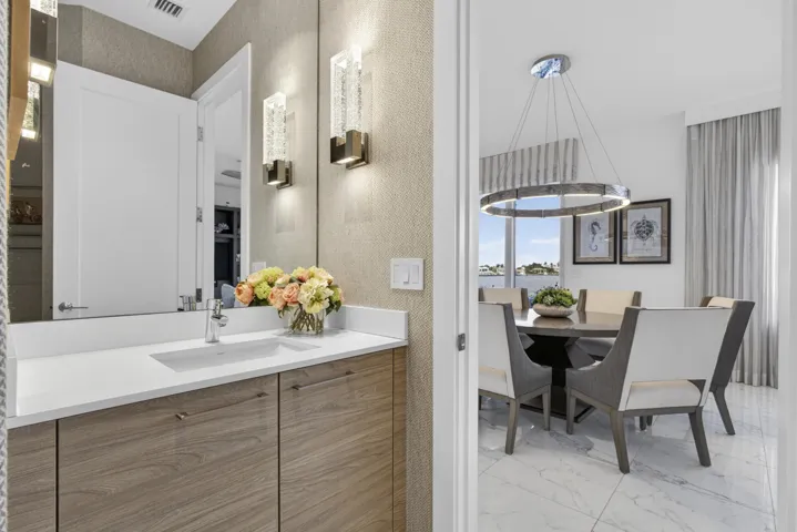 Powder room