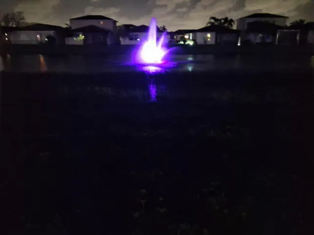 78_14723-106_Fountain_at_Nite