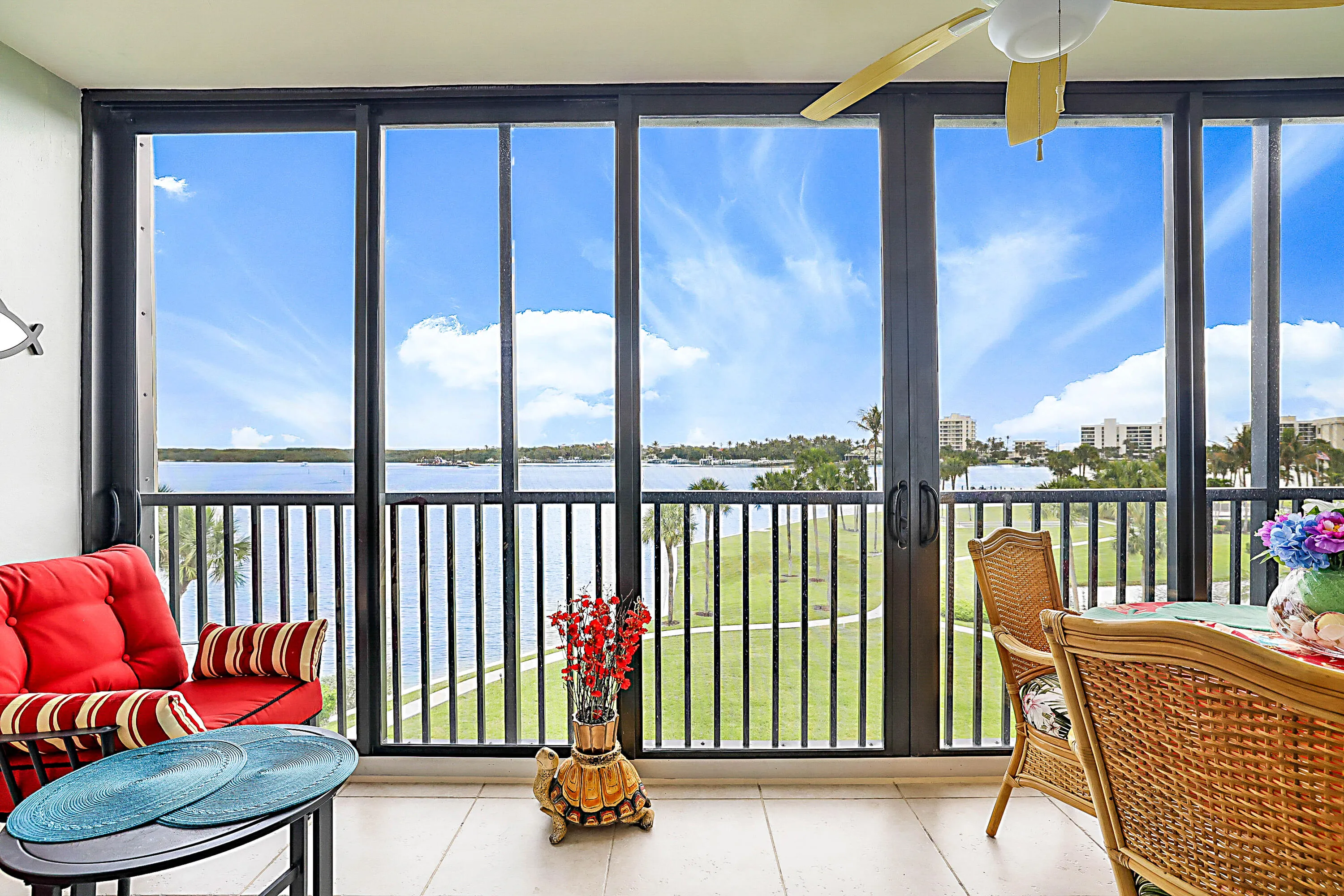 300 Intracoastal Pl Apt 403-13