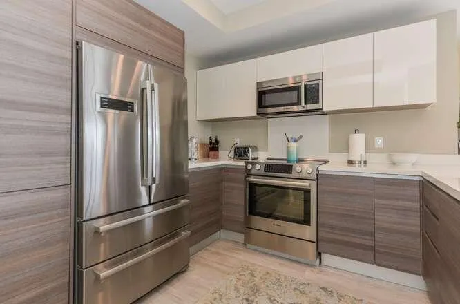 51 SE 19th Ave Unit 401-small-012-050-51