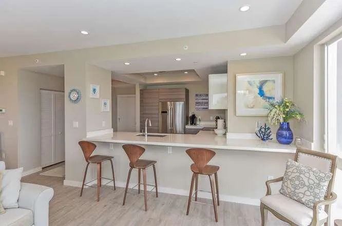 51 SE 19th Ave Unit 401-small-015-039-51