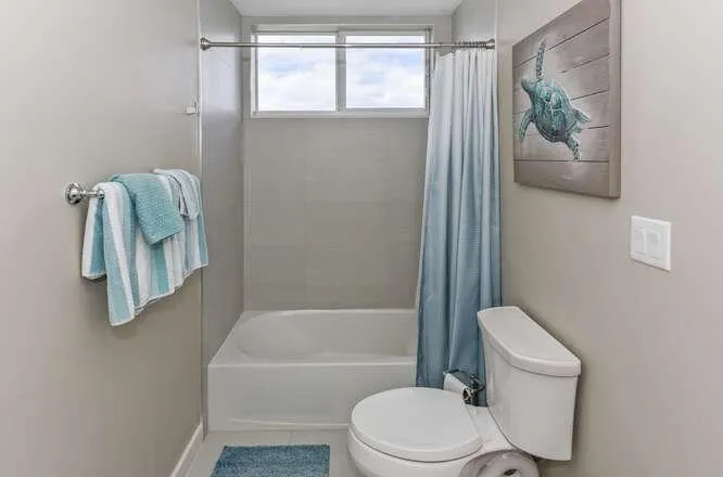 51 SE 19th Ave Unit 401-small-018-018-51