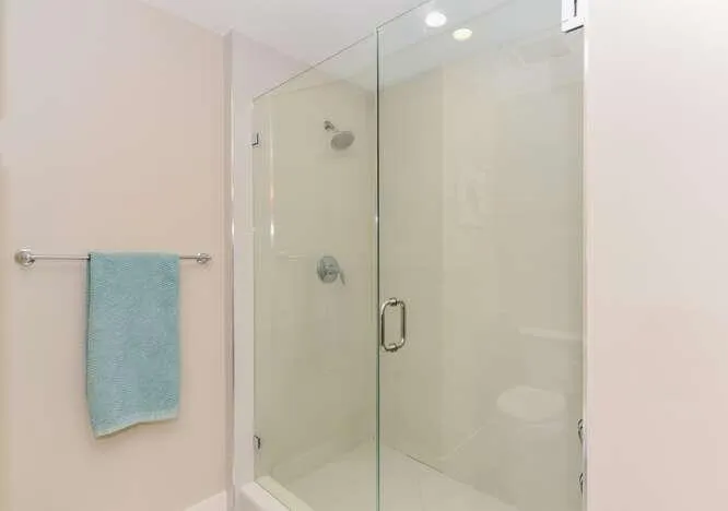 51 SE 19th Ave Unit 401-small-025-025-51