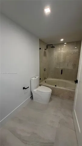 'Her' Bathroom
