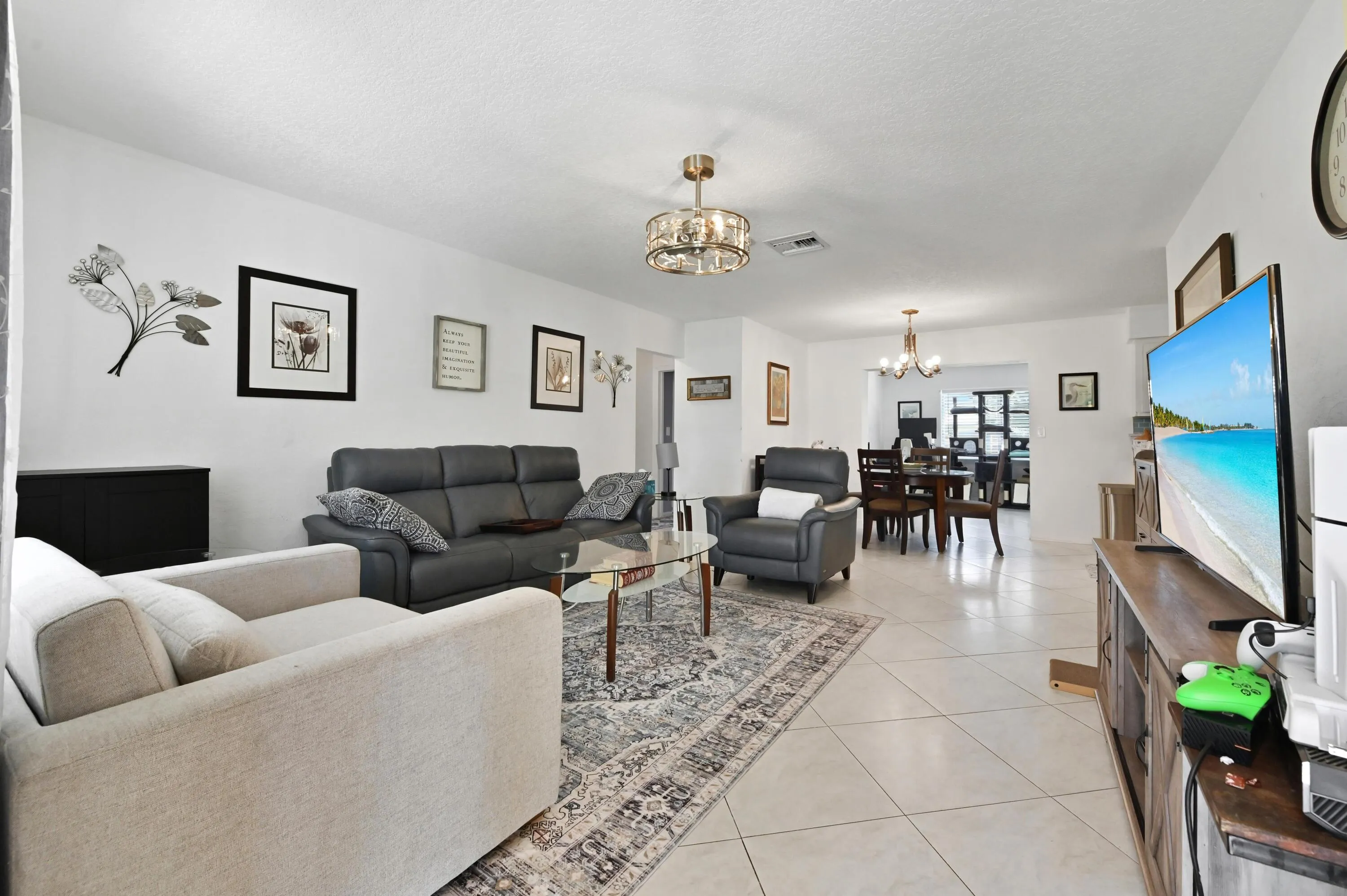 04 Living room 01