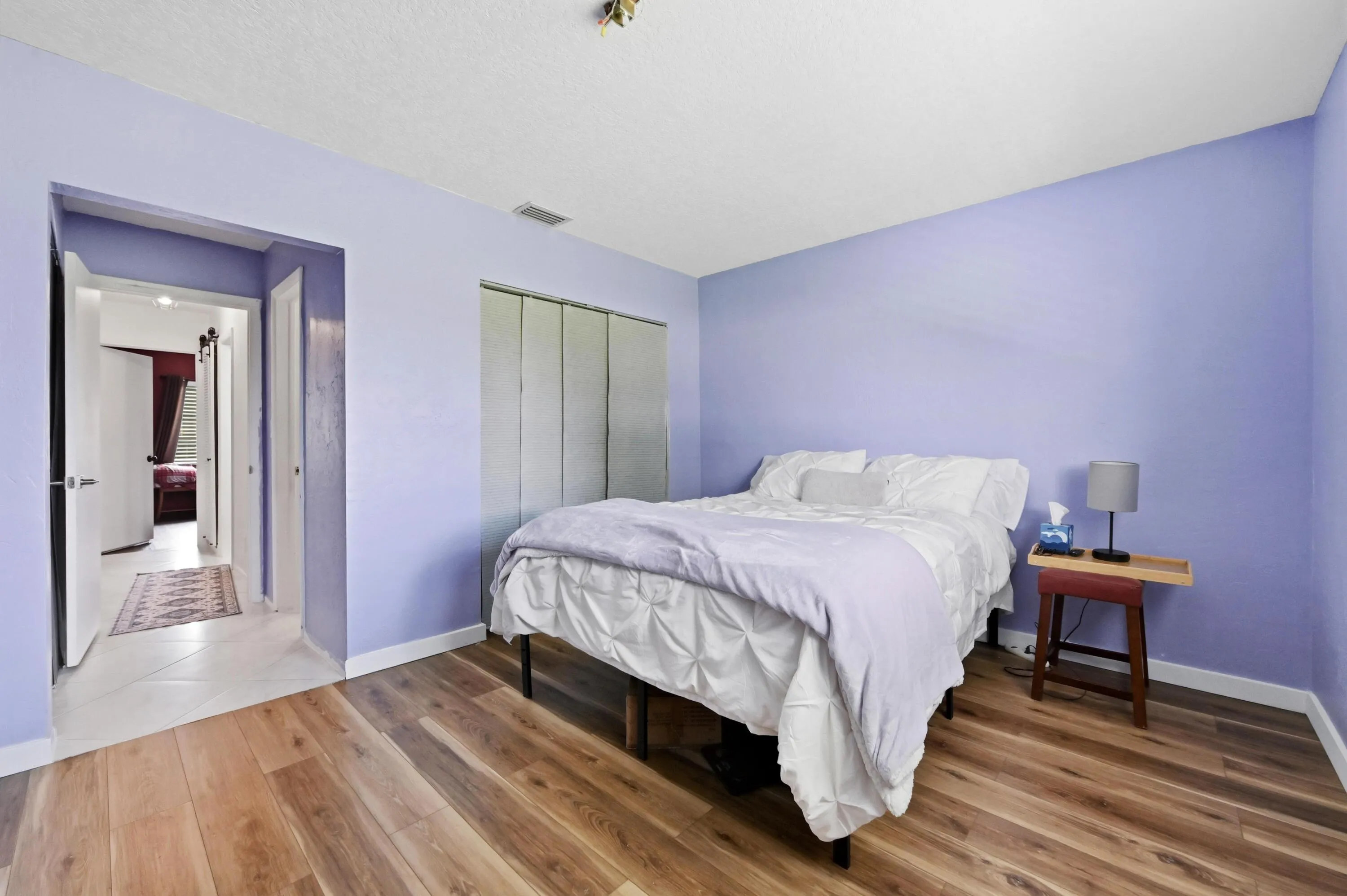 23 Bedroom 02