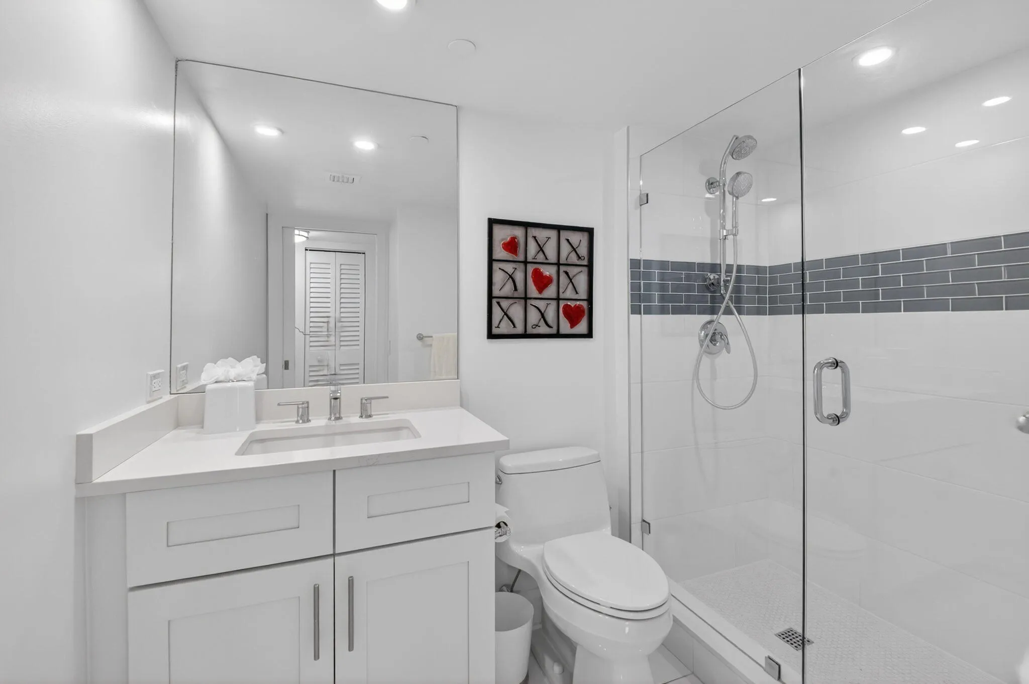 2nd Bathroom