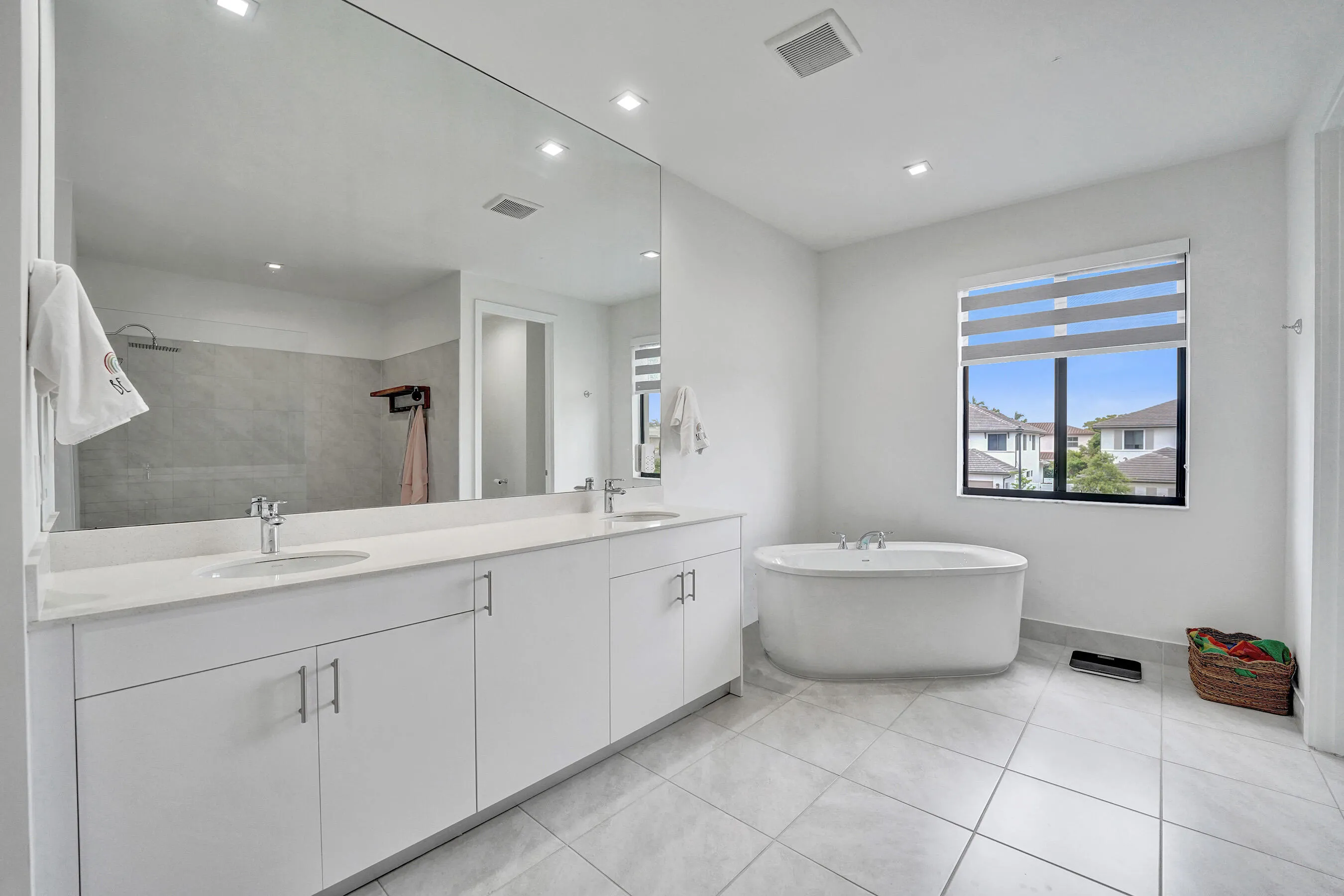 Property photo 63