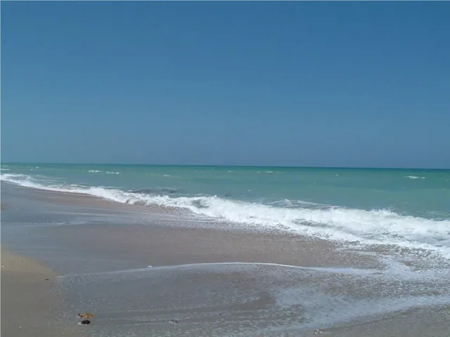 TURQUOISE OCEAN...