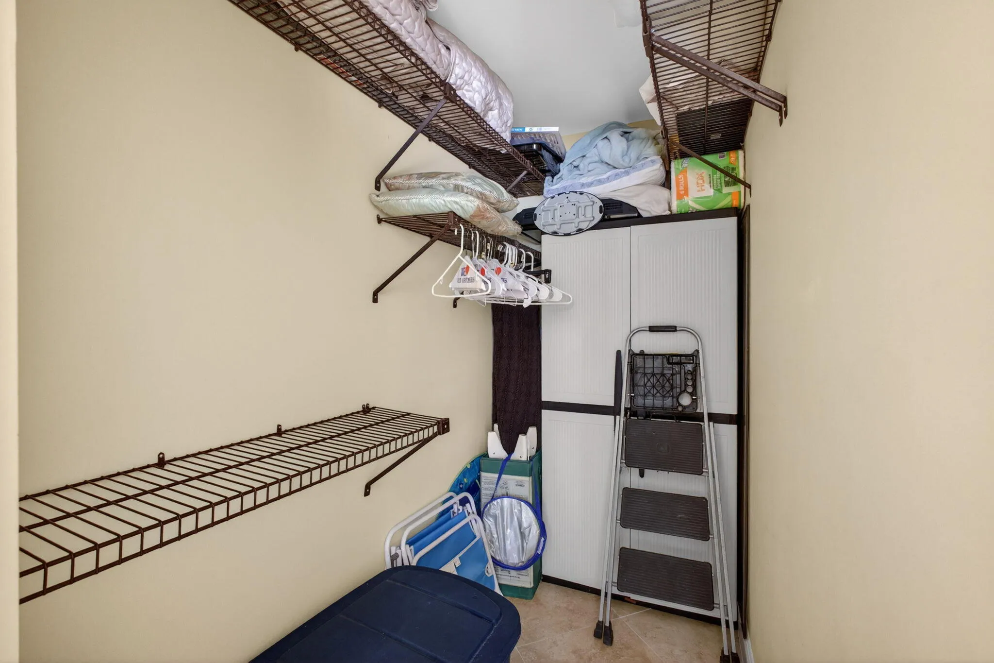 Guest Bedroom Closet