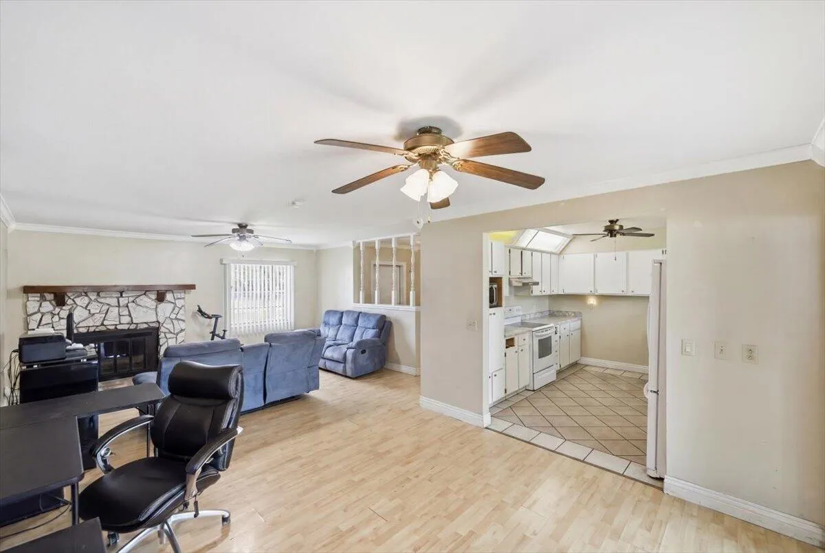 Property photo 24