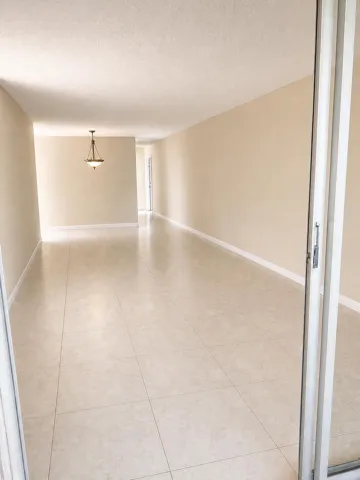 Living room unfurnished