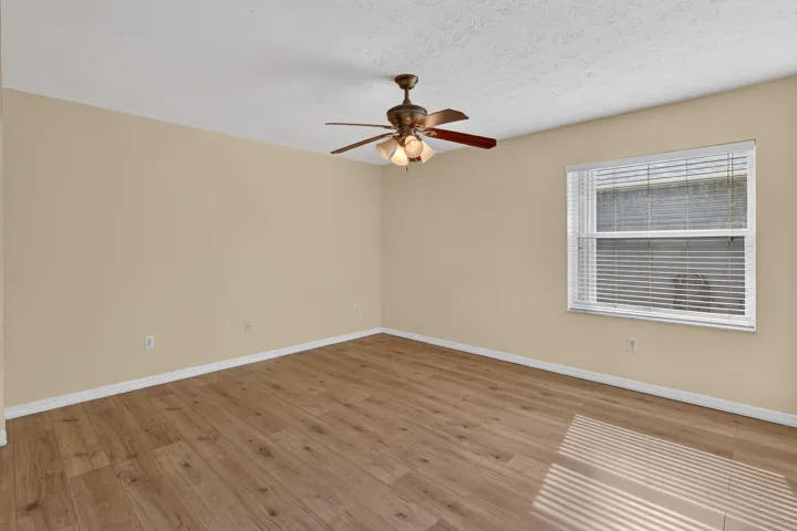 17-web-or-mls-5P1A8975