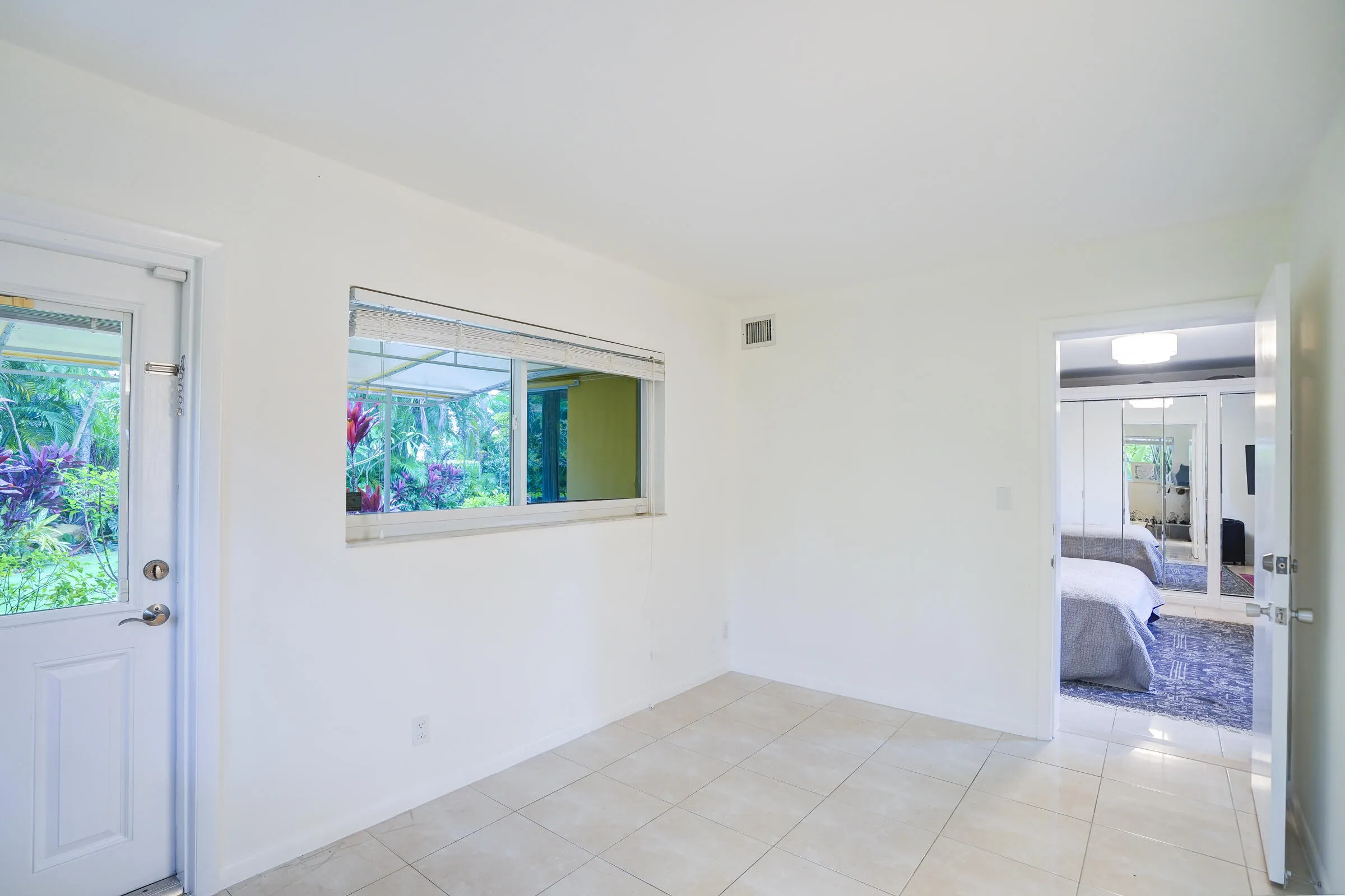 216_32ndSt-26