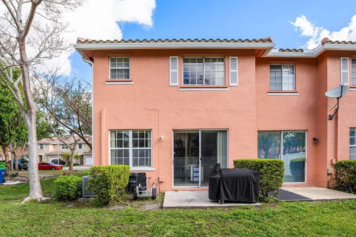 029-9090Northwest40thPlace-Sunrise-FL-33