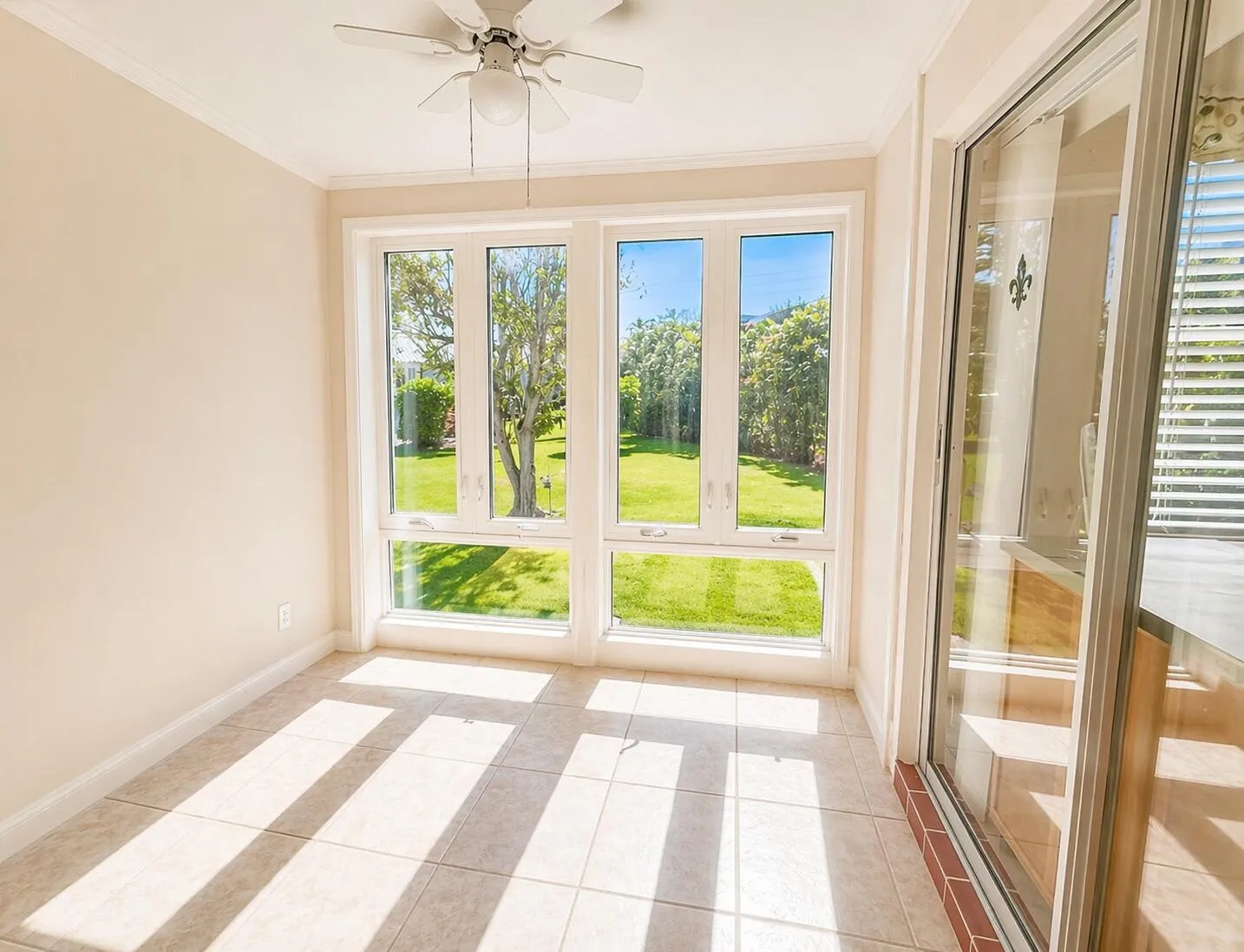 33 Florida room