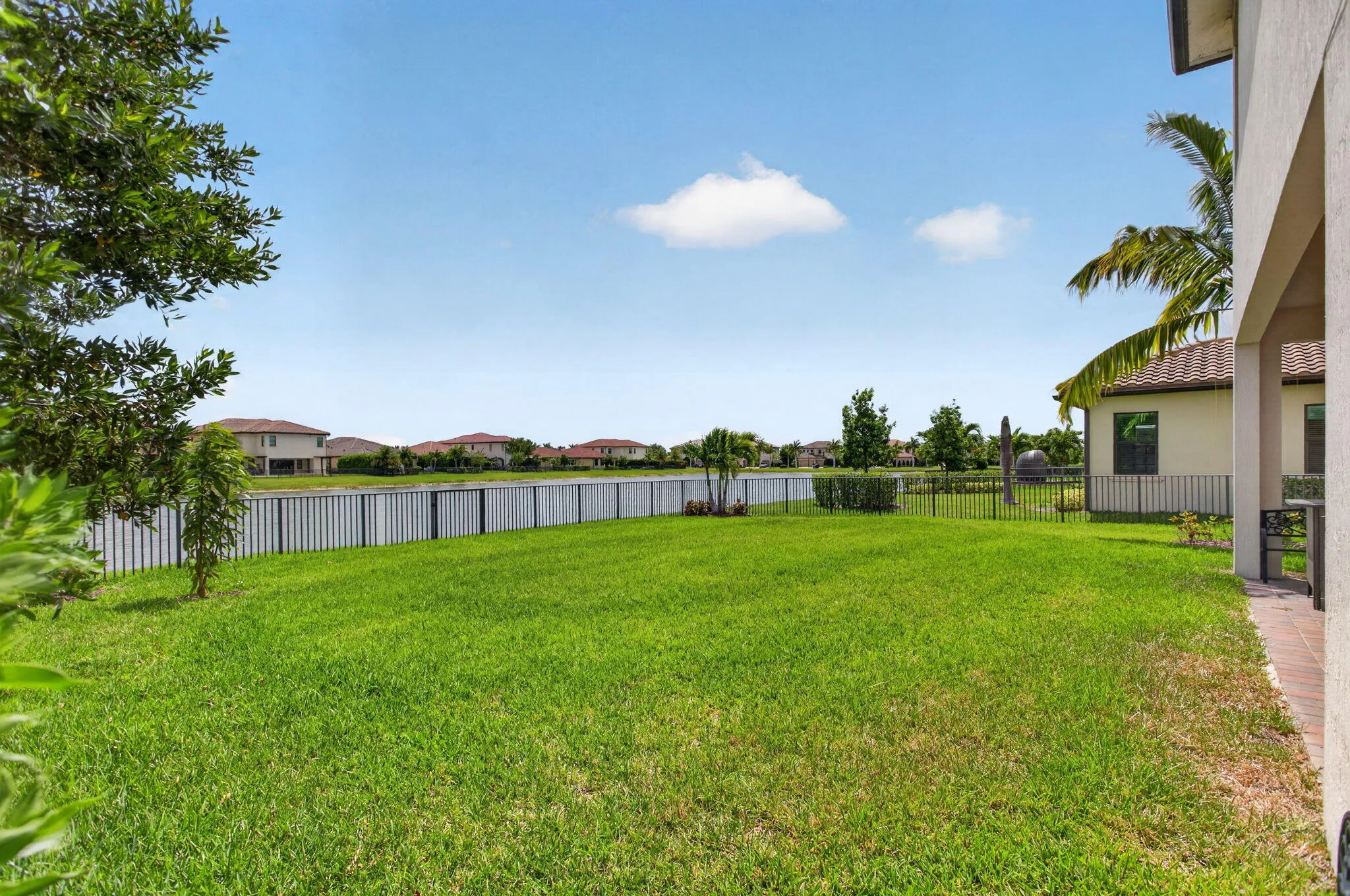 6-web-or-mls-12090-2699