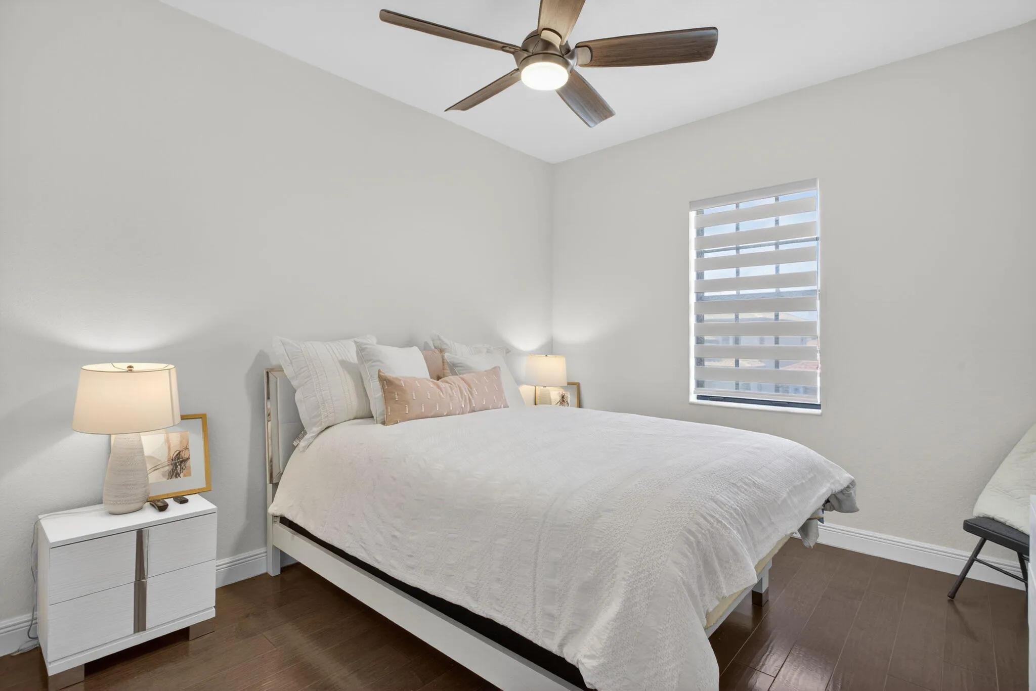 60-web-or-mls-12090-8398