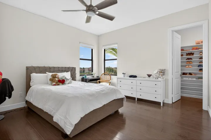 64-web-or-mls-12090-8418