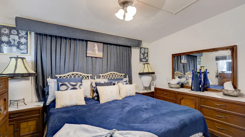 3246 Orange St., Boynton Beach, FL 33435