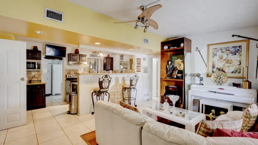 3246 Orange St., Boynton Beach, FL 33435