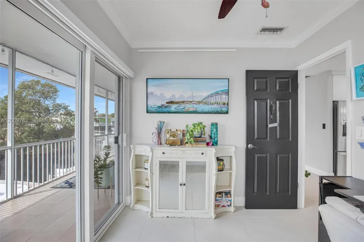 Bedroom/Office