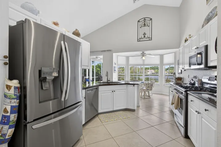 Open Kitchen