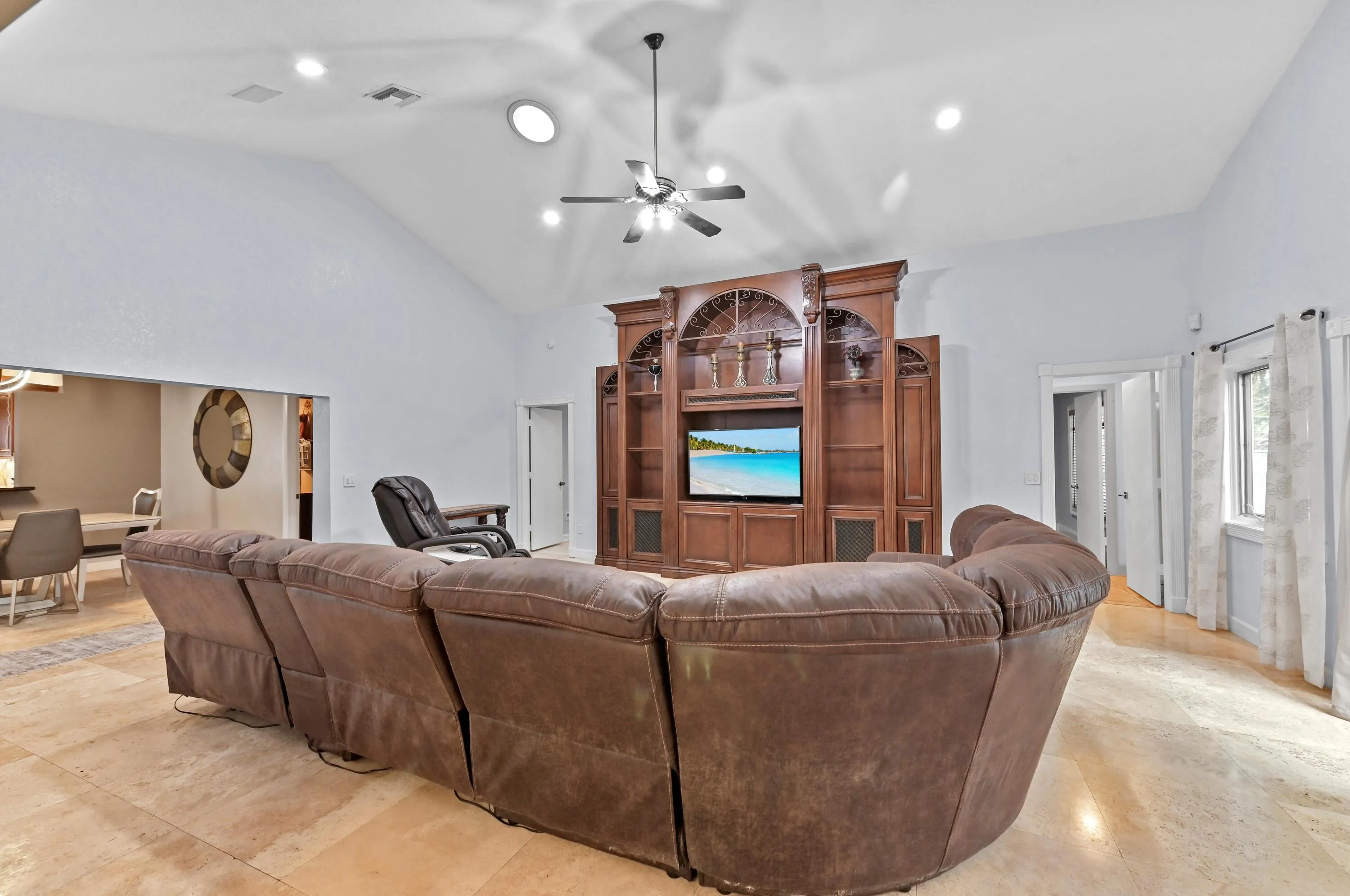 05 Living room 01