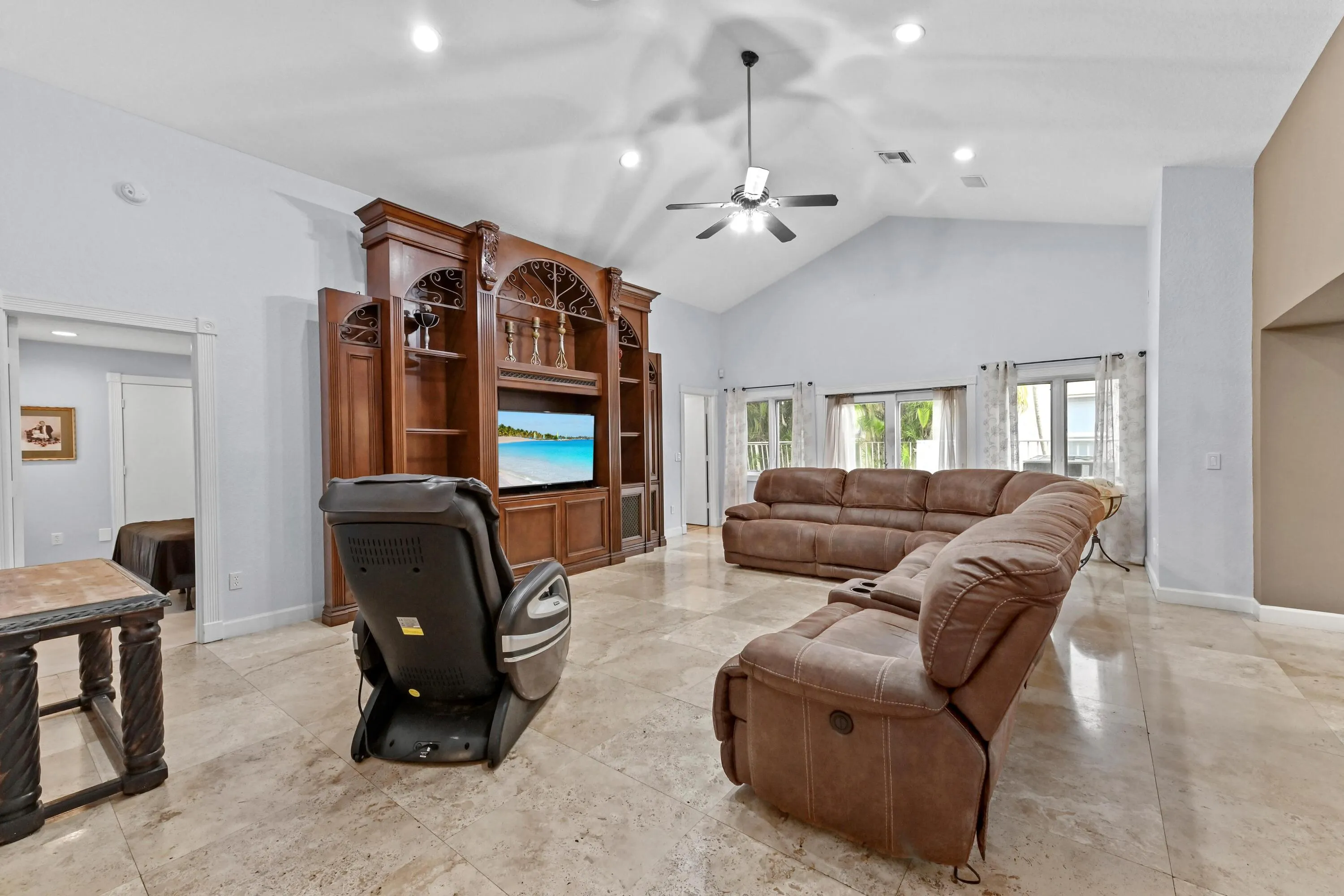 10 Living room 03