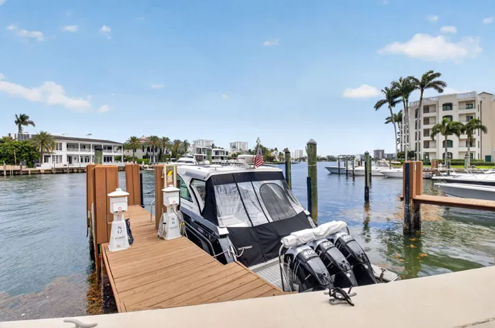 PRIVATE DOCK